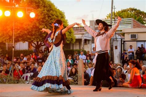 What is the National Dance of Argentina: A Cultural Exploration